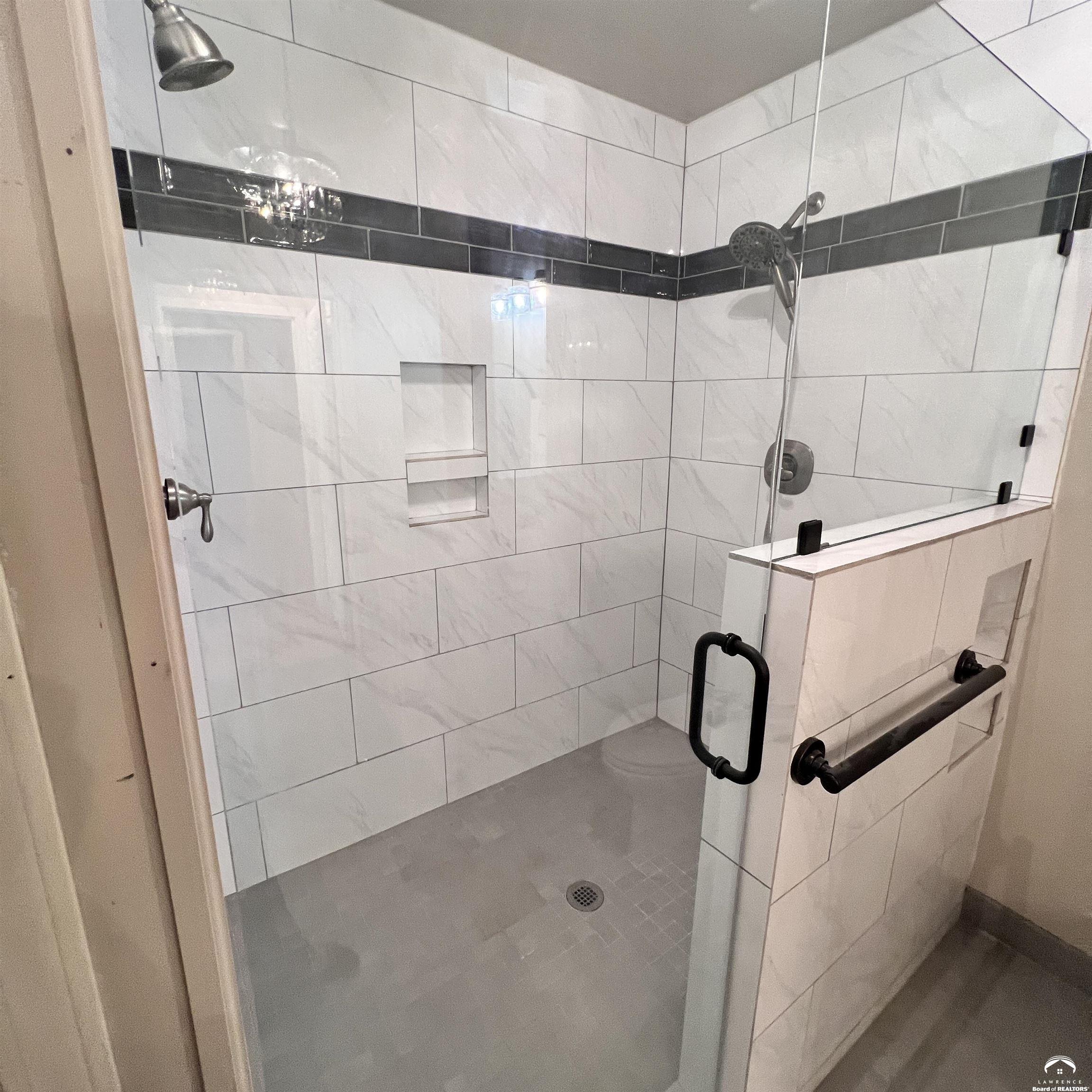 3840 Northeast Kimball Road Topeka, KS 66617 - Photo 27 of 38