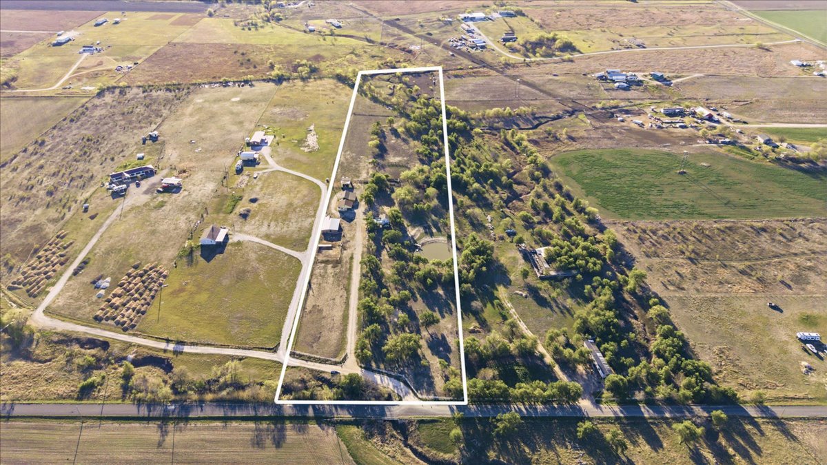 17309 Skog Road Elgin, TX 78621 - Photo 5 of 17 View of rural area with property parcel outlined