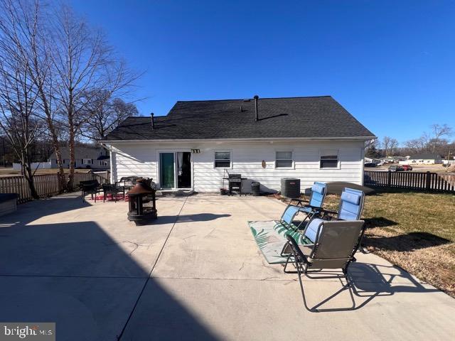 3703 Holly Grove Road Middle River, MD 21220 - Photo 16 of 40 Sunny patio retreat with ample seating.