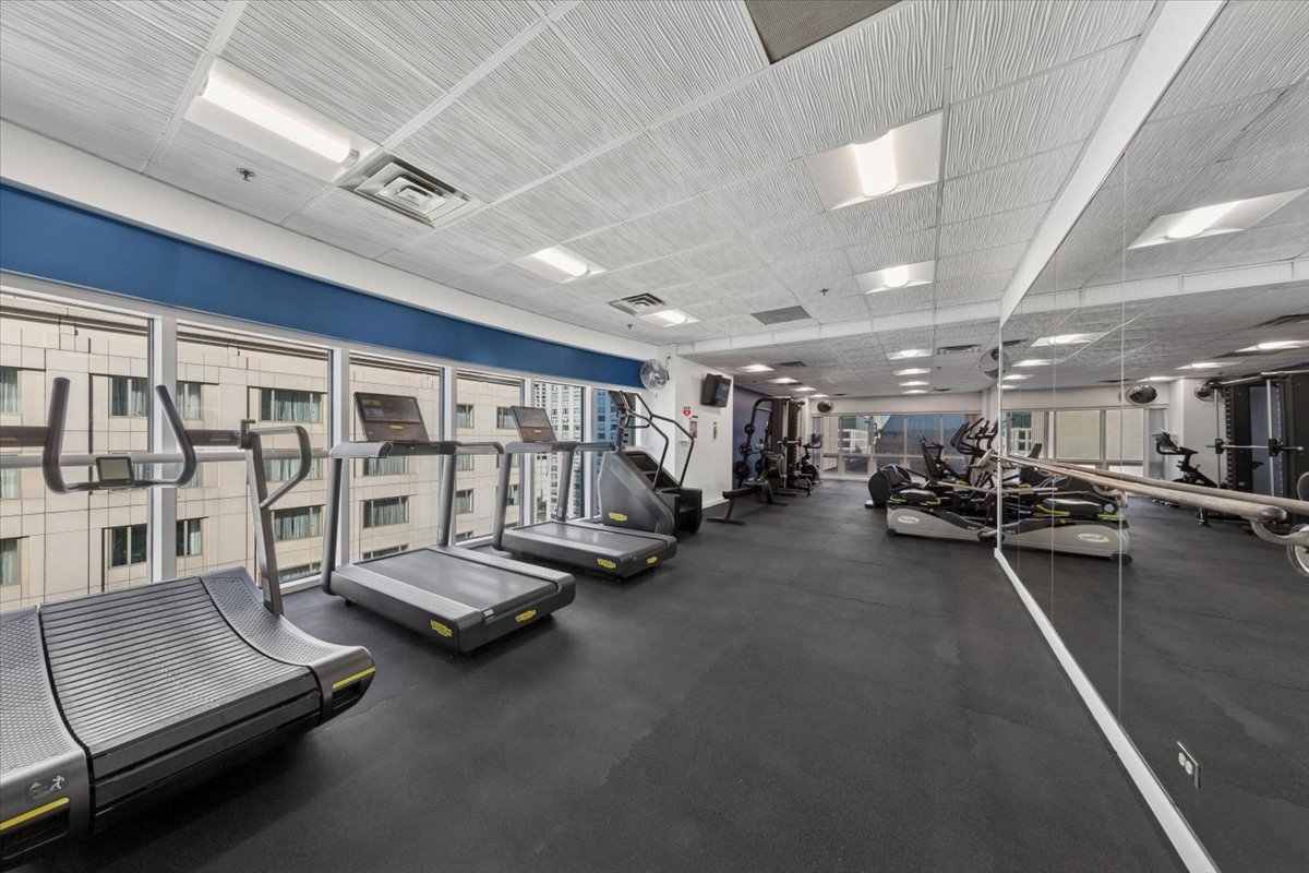 100 East Huron Street, Unit 2004 Chicago, IL 60611 - Photo 36 of 40 a view of a room with gym equipment