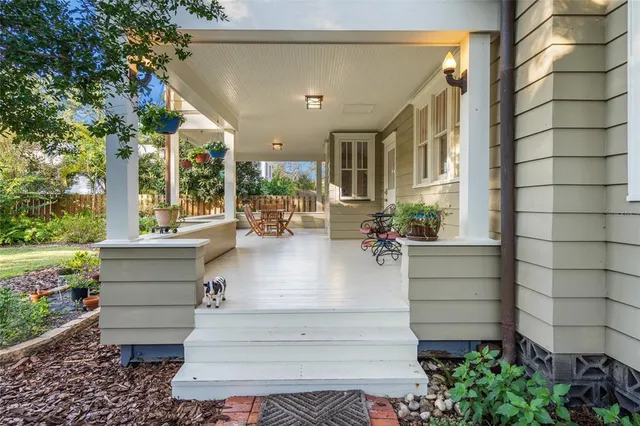 a view of fountain in front of building