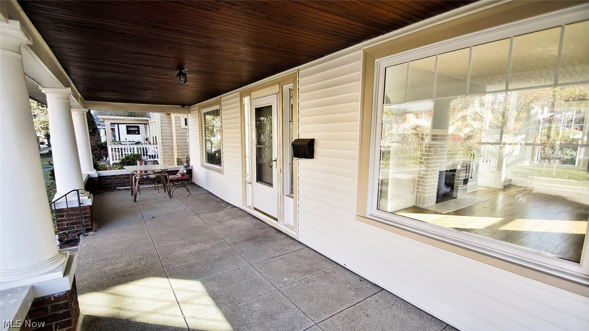 3024 Edgehill Road Cleveland, OH 44118 - Photo 3 of 25 Gallery Image 3