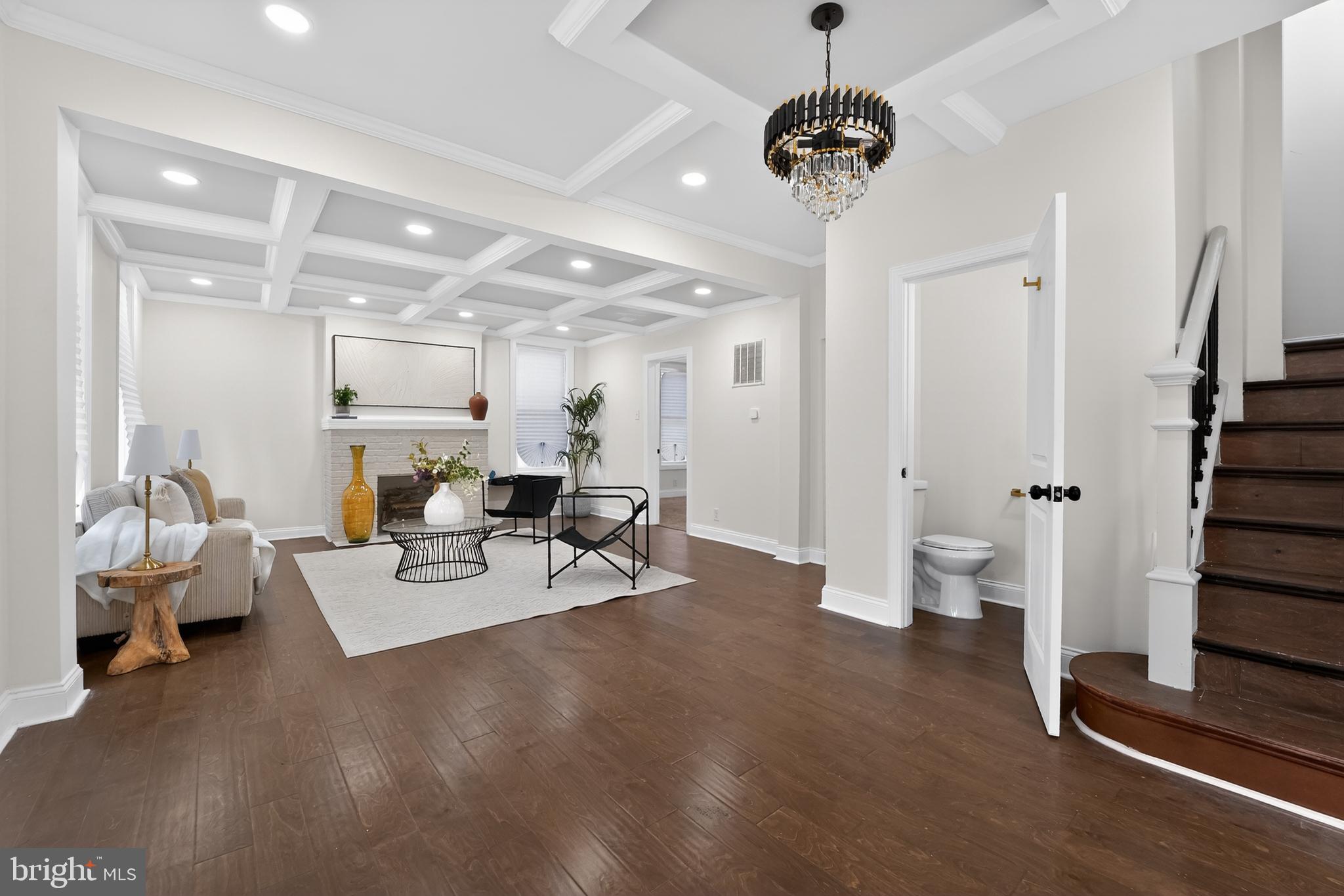 3706 Chatham Road Baltimore, MD 21215 - Photo 5 of 30