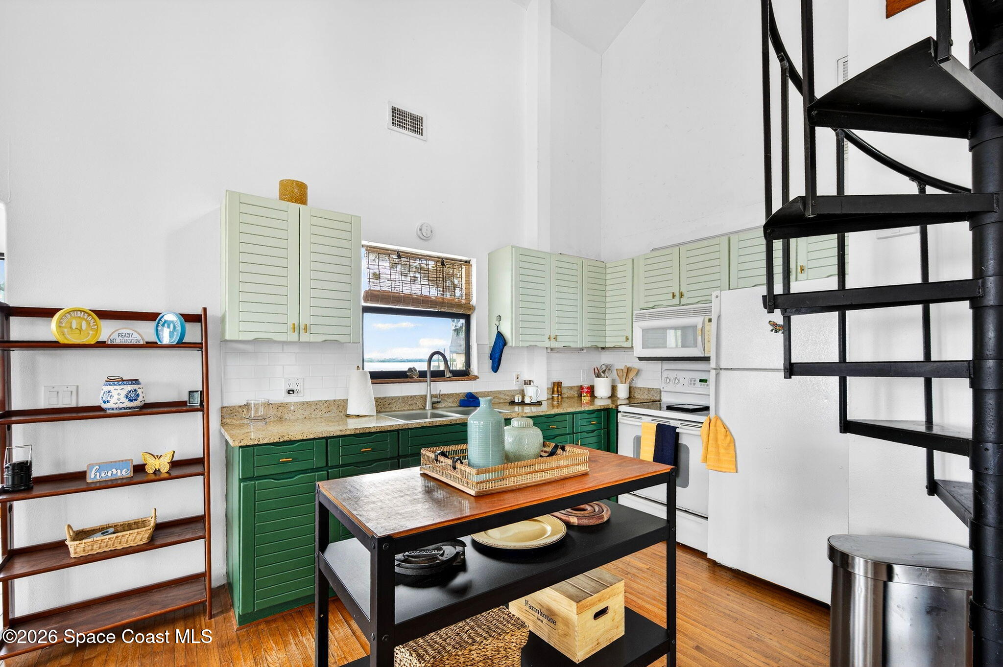 51 Vip Island, Unit B Grant, FL 32949 - Photo 15 of 49 DSC_5185