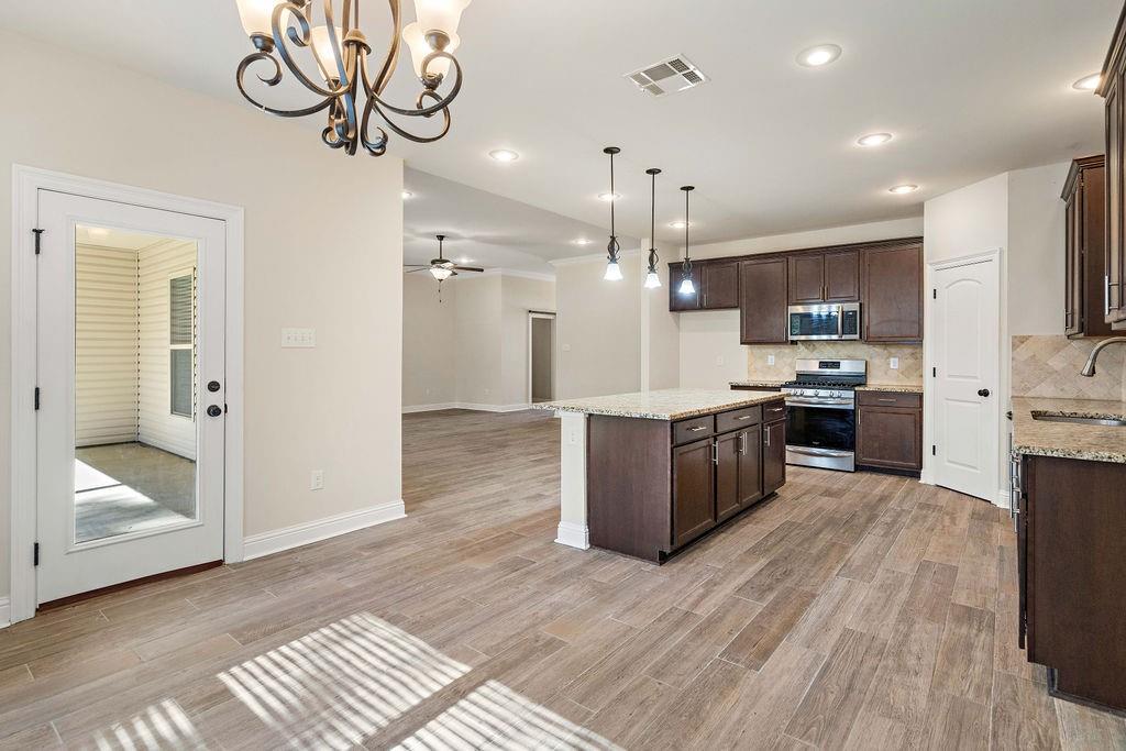 444 Tiger Avenue Covington, LA 70433 - Photo 7 of 22