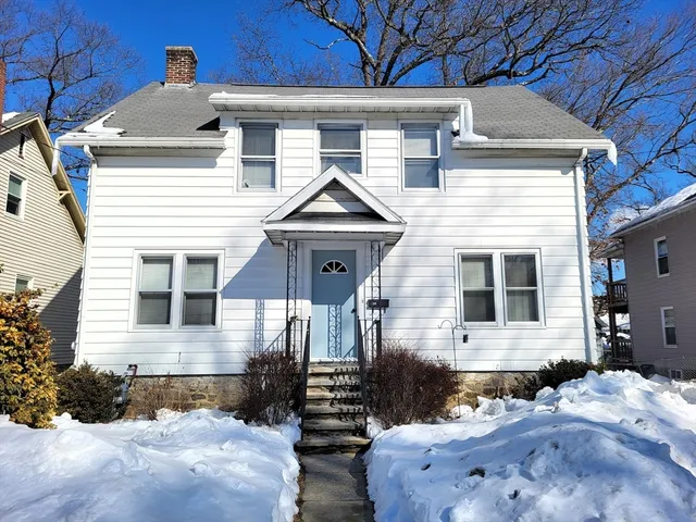 $299,900 | 168 Dresser Street, Southbridge, MA 01550