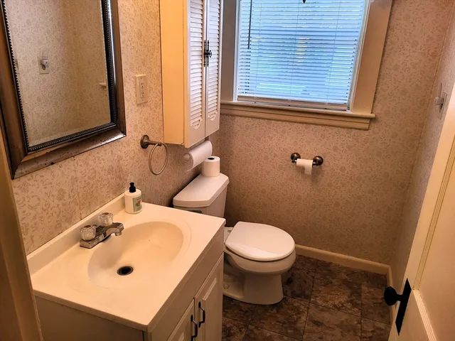 $299,900 | 168 Dresser Street, Southbridge, MA 01550