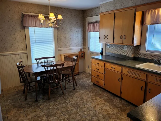 $299,900 | 168 Dresser Street, Southbridge, MA 01550