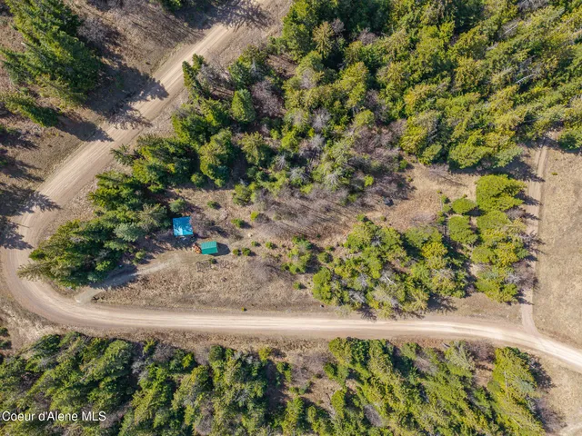 $275,000 | 940 Sled Run Trail, Clark Fork, ID 83811