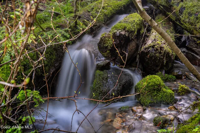 $275,000 | 940 Sled Run Trail, Clark Fork, ID 83811