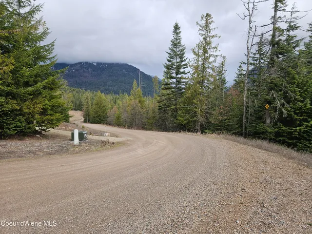 $275,000 | 940 Sled Run Trail, Clark Fork, ID 83811