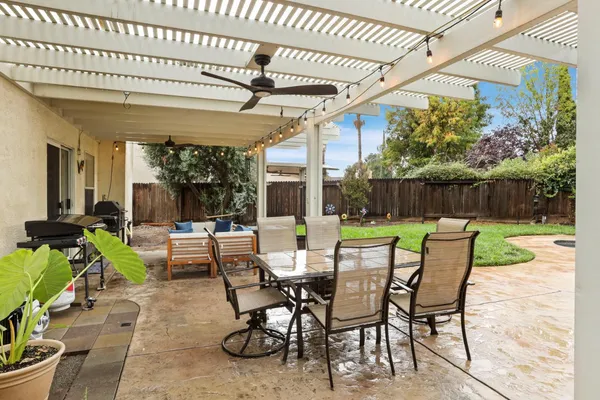 $699,000 | 443 Glenbriar Circle, Tracy, CA 95377