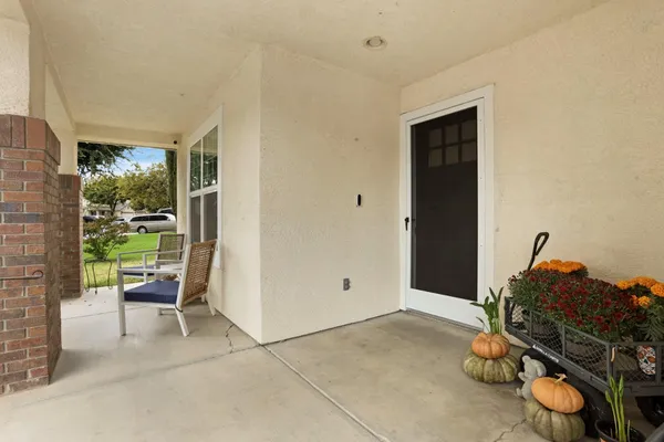 $699,000 | 443 Glenbriar Circle, Tracy, CA 95377