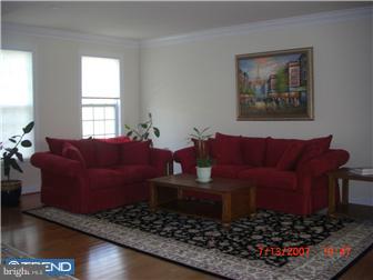 108 Clay Ridge Drive Landenberg, PA 19350 - Photo 2 of 9 Living Room