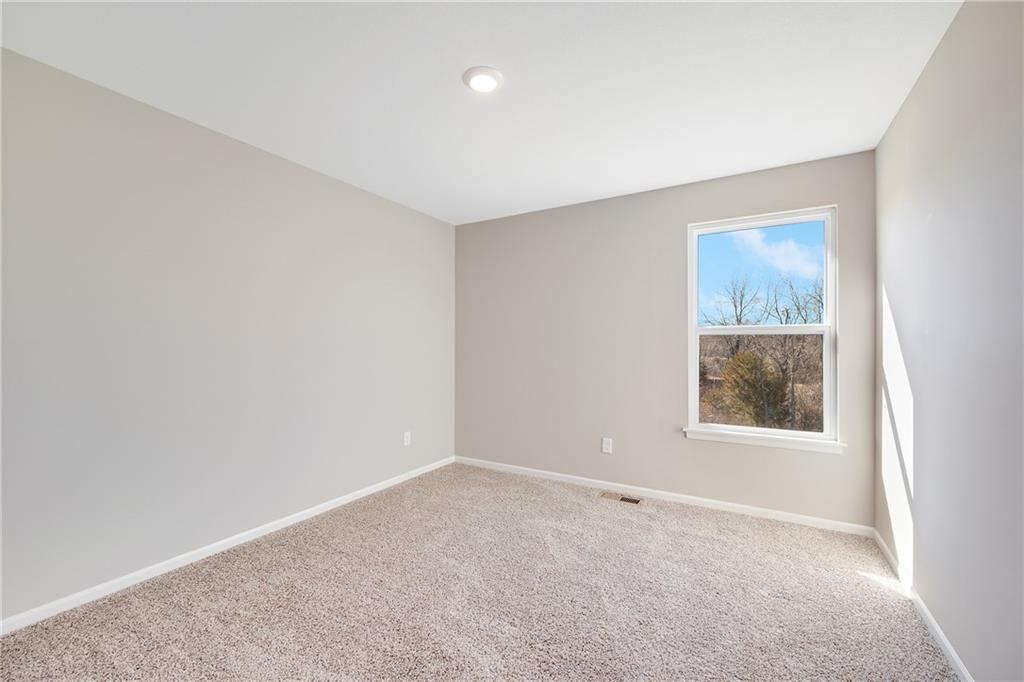 2523 Southwest Mitchell Street Oak Grove, MO 64075 - Photo 25 of 35