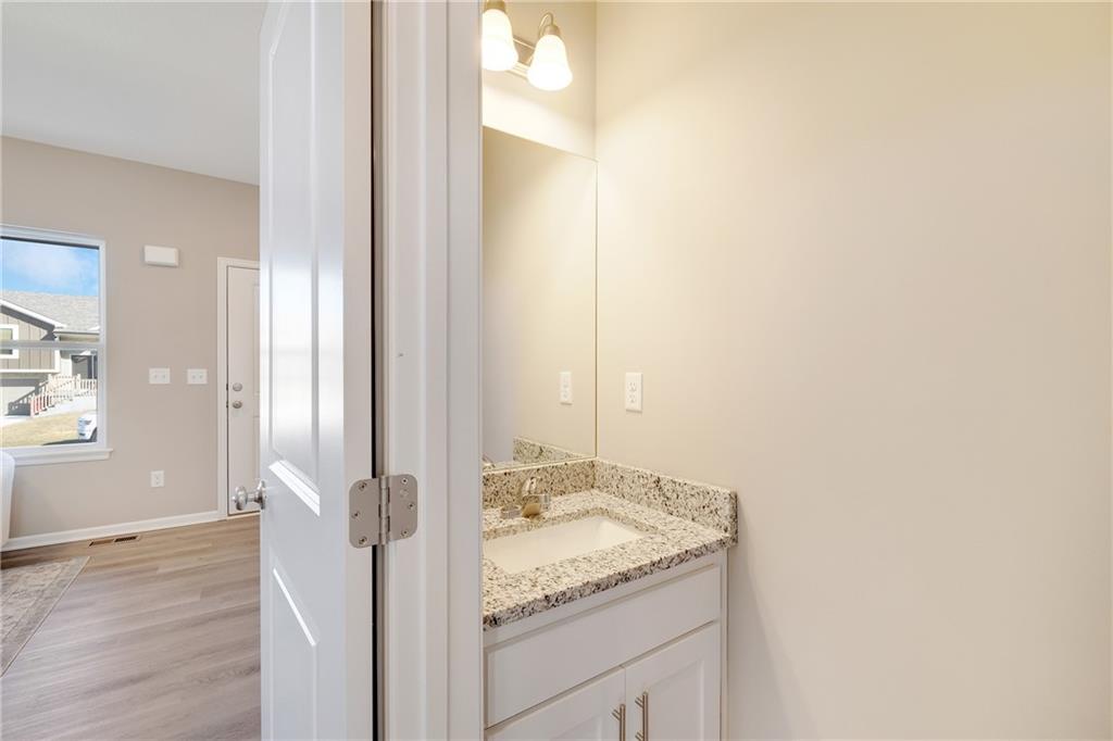 2523 Southwest Mitchell Street Oak Grove, MO 64075 - Photo 9 of 35
