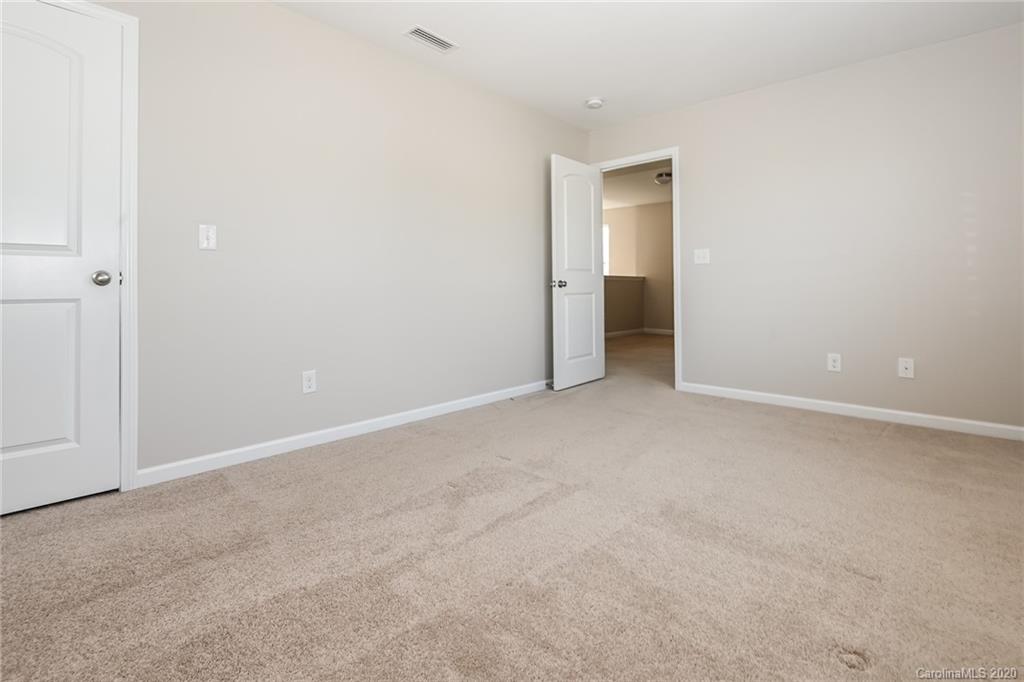 5818 Ringneck Road Charlotte, NC 28216 - Photo 17 of 25