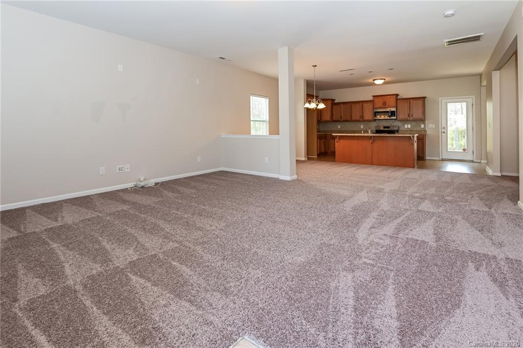5818 Ringneck Road Charlotte, NC 28216 - Photo 3 of 25