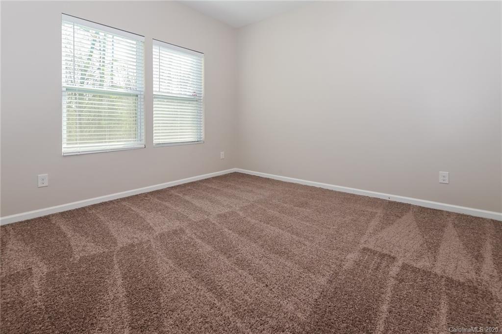 5818 Ringneck Road Charlotte, NC 28216 - Photo 7 of 25