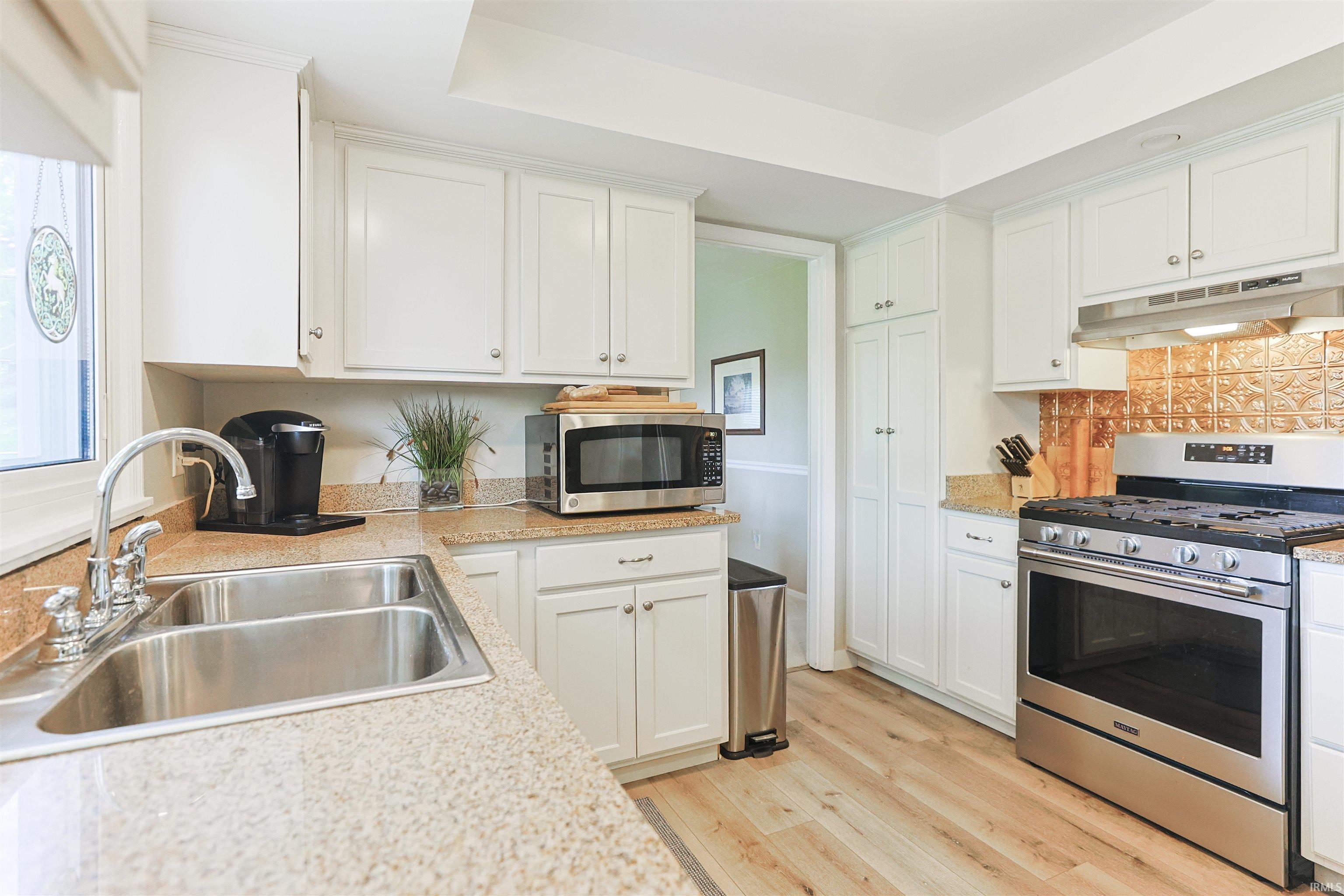 5402 Miami Road South Bend, IN 46614 - Photo 12 of 34