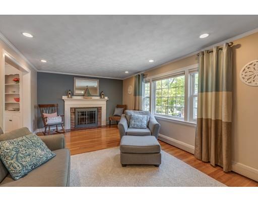 14 Coolidge Road Melrose, MA 02176 - Photo 6 of 20 Gallery Image 6