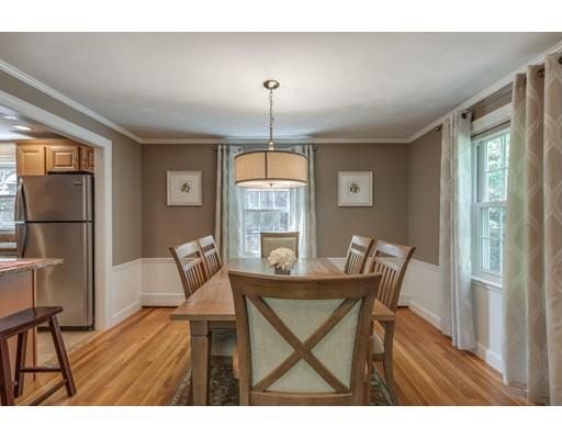 14 Coolidge Road Melrose, MA 02176 - Photo 8 of 20 Gallery Image 8