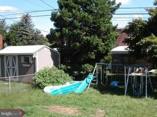 1123 Morefield Road Philadelphia, PA 19115 - Photo 2 of 6