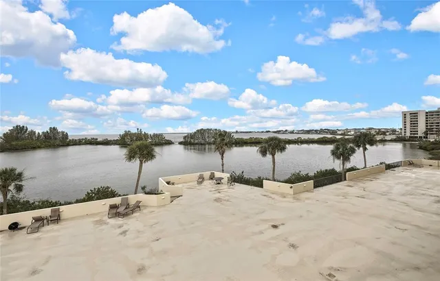 $369,900 | 5915 Sea Ranch Drive, Unit 315, Hudson, FL 34667