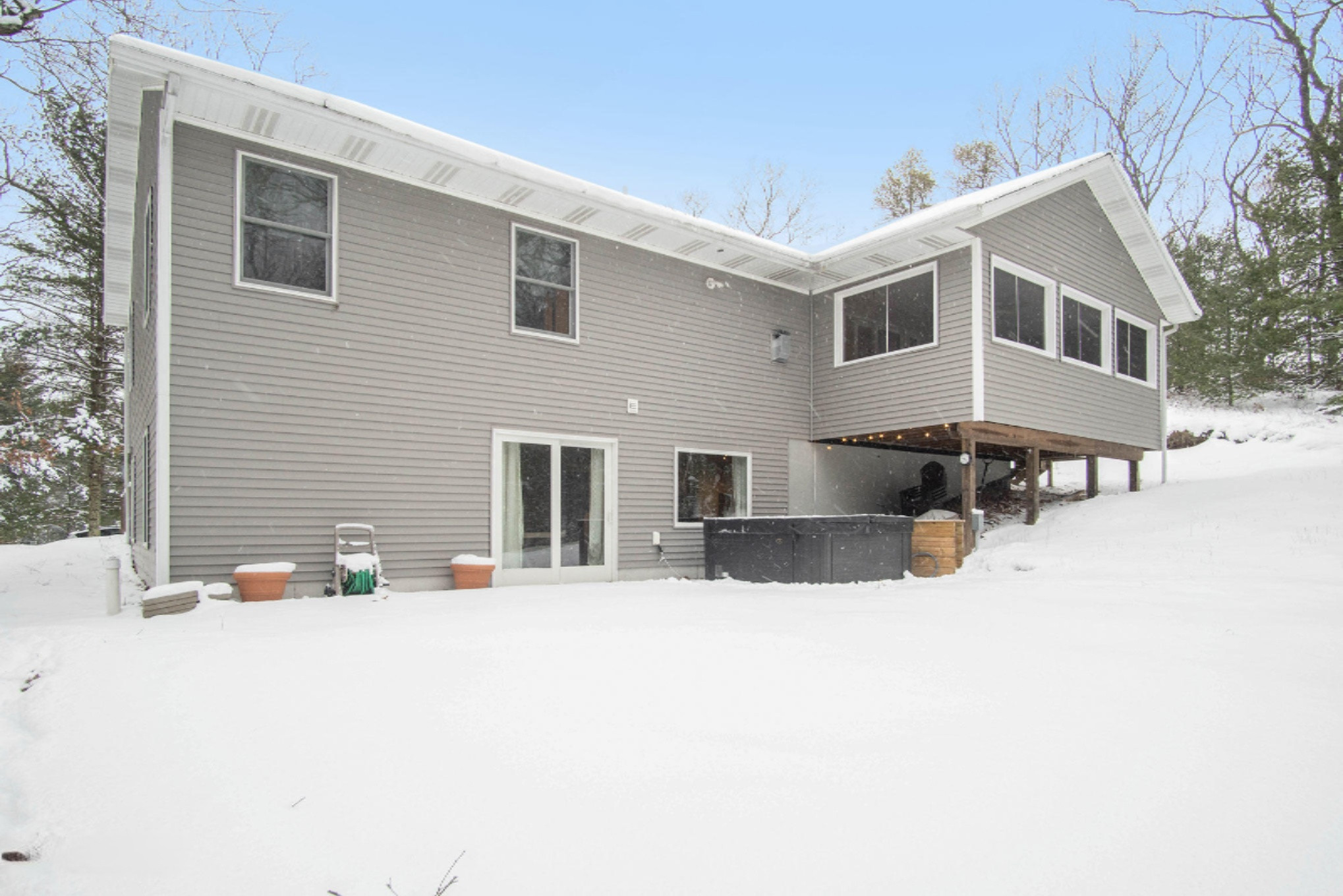 5539 West Rutledge Avenue Pentwater, MI 49449 - Photo 32 of 36 DSC08832