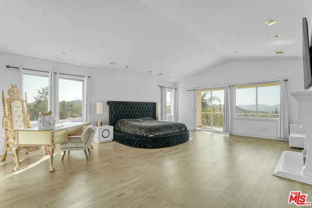 $2,350,000 | 11158 Lopez Court, Moorpark, CA 93021