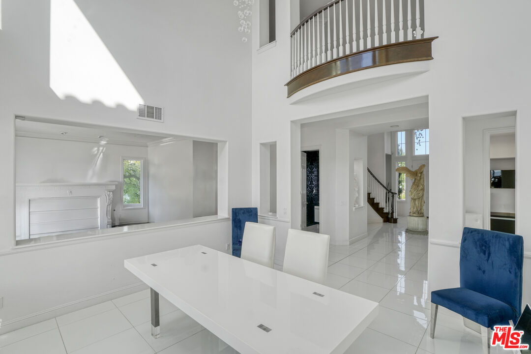 11158 Lopez Court Moorpark, CA 93021 - Photo 30 of 57