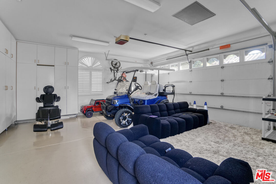 11158 Lopez Court Moorpark, CA 93021 - Photo 33 of 57