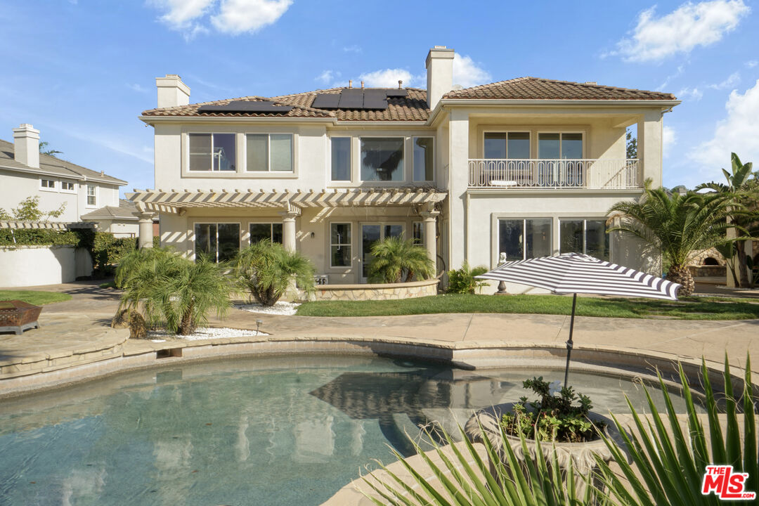 11158 Lopez Court Moorpark, CA 93021 - Photo 41 of 57