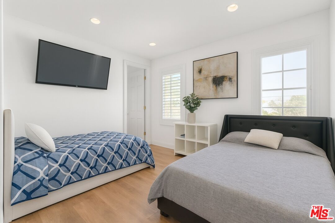 11158 Lopez Court Moorpark, CA 93021 - Photo 47 of 57