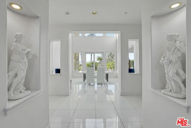 $2,350,000 | 11158 Lopez Court, Moorpark, CA 93021