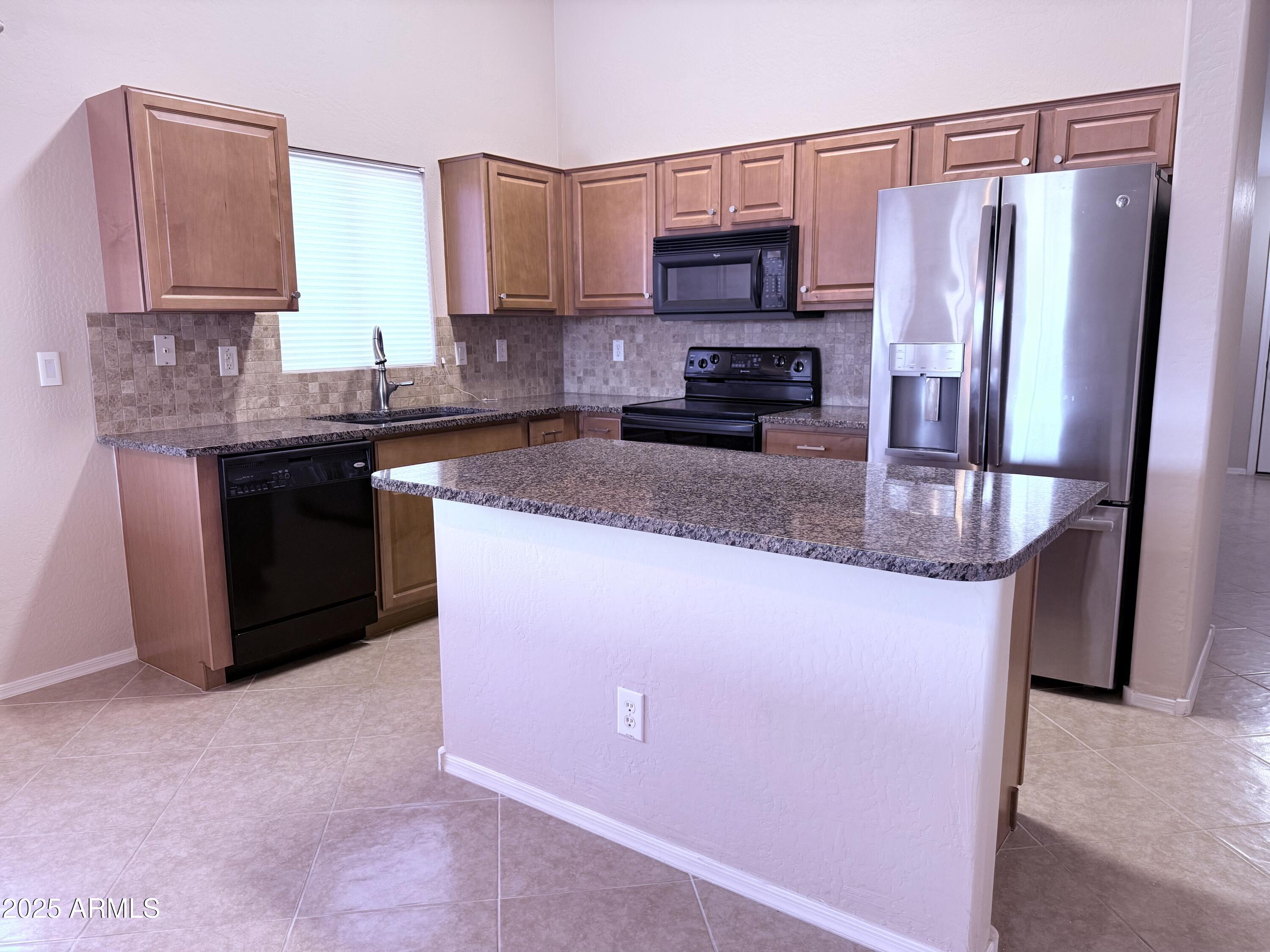 320 Phantom Drive Casa Grande, AZ 85122 - Photo 7 of 21 IMG_3718