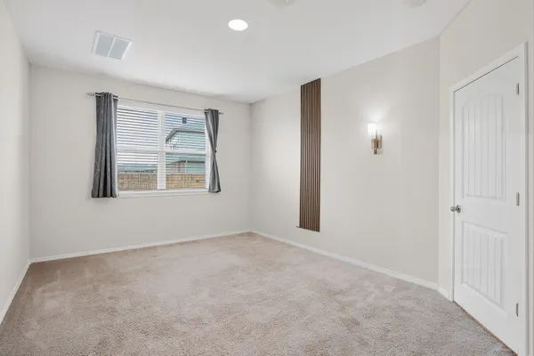 $2,095 | 909 Vogel Drive, Georgetown, TX 78626