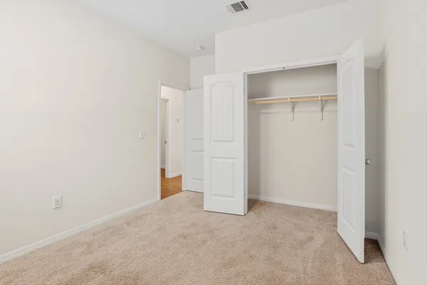 $2,095 | 909 Vogel Drive, Georgetown, TX 78626