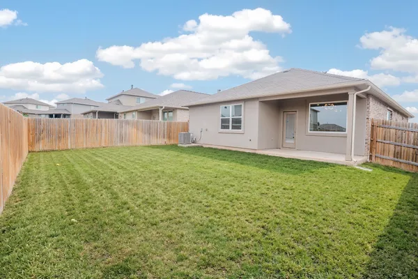 $2,095 | 909 Vogel Drive, Georgetown, TX 78626