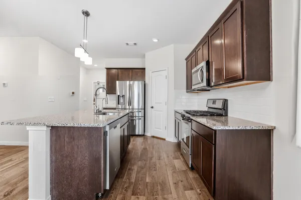 $2,095 | 909 Vogel Drive, Georgetown, TX 78626