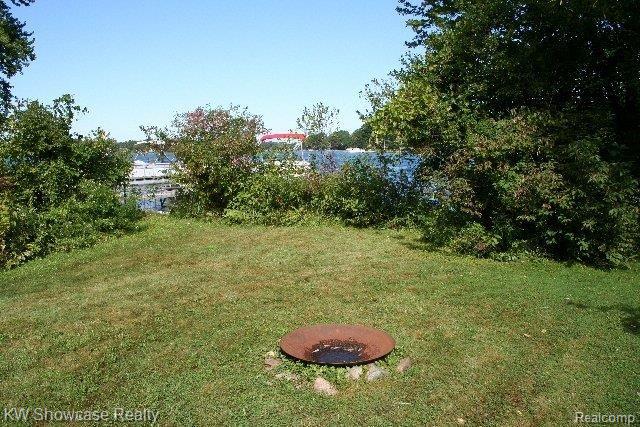 6490 Commerce Road West Bloomfield, MI 48324 - Photo 16 of 65 Firepit at lakeside