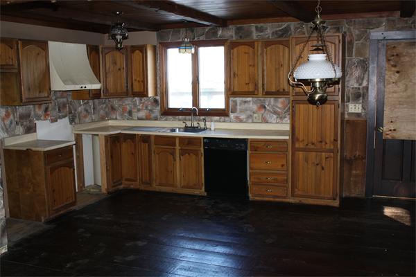 2 Ironstone Road Uxbridge, MA 01569 - Photo 5 of 8 Gallery Image 5