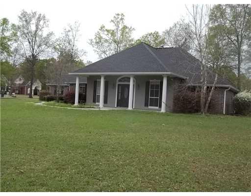 41069 Rue Chene Ponchatoula, LA 70454 - Photo 2 of 20 Gallery Image 2