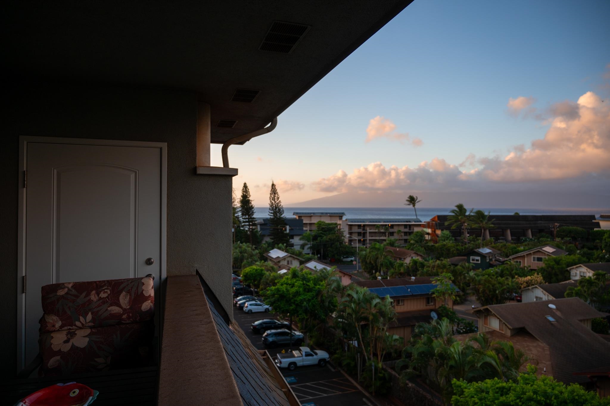 3708 Lower Honoapiilani Road, Unit E41 Lahaina, HI 96761 - Photo 37 of 42 a view of a balcony with wooden floor