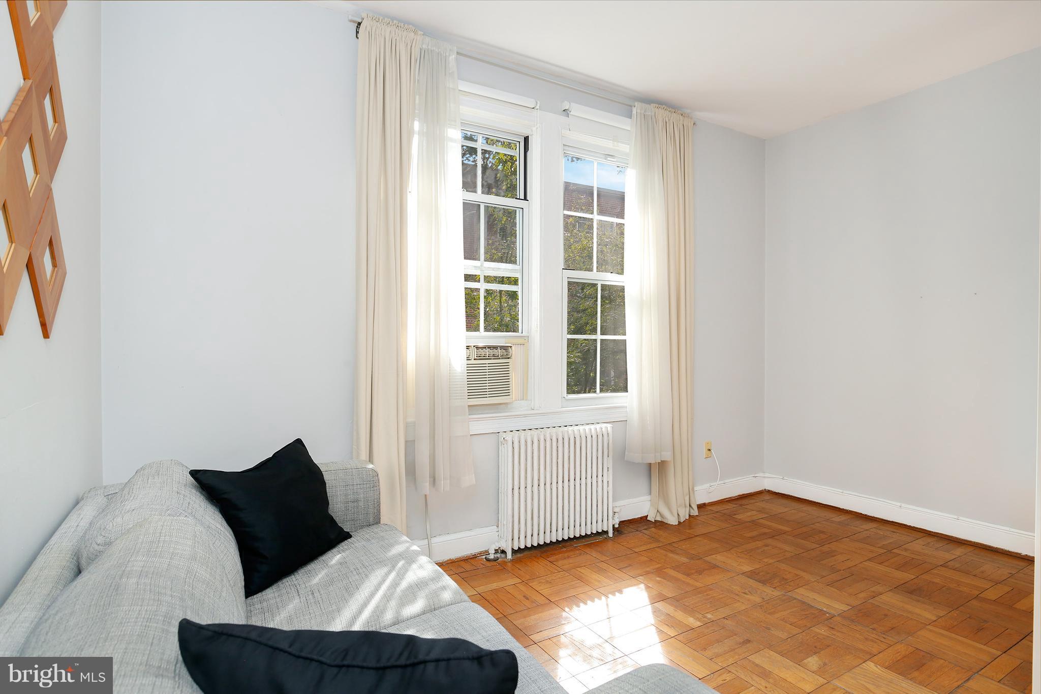 2800 Devonshire Place Northwest, Unit 203 Washington, DC 20008 - Photo 8 of 19 Living Room