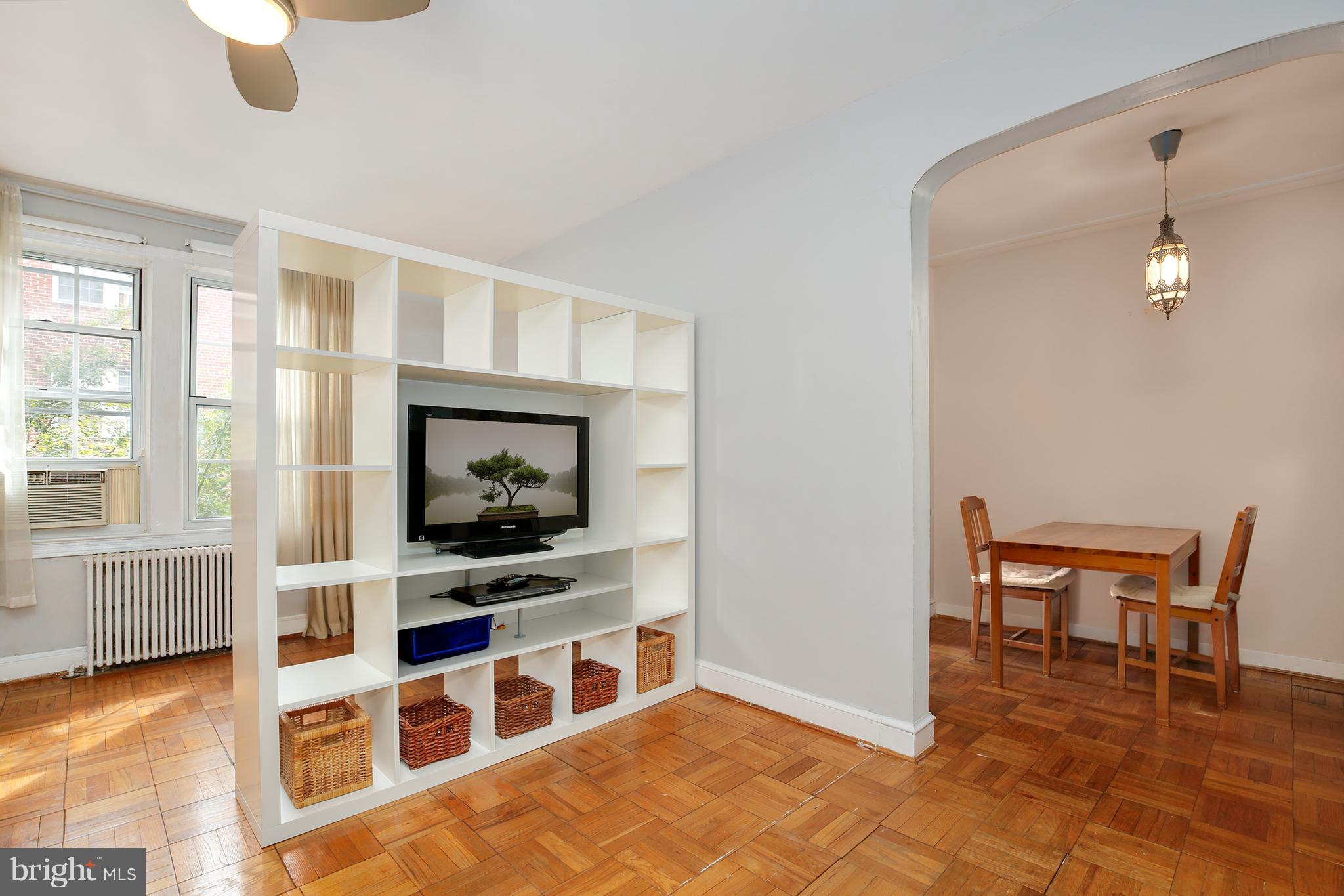 2800 Devonshire Place Northwest, Unit 203 Washington, DC 20008 - Photo 10 of 19 Living Room