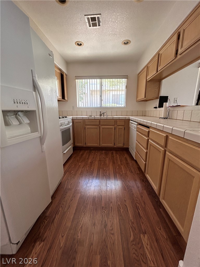 2207 Camel Mesa Drive Laughlin, NV 89029 - Photo 5 of 31