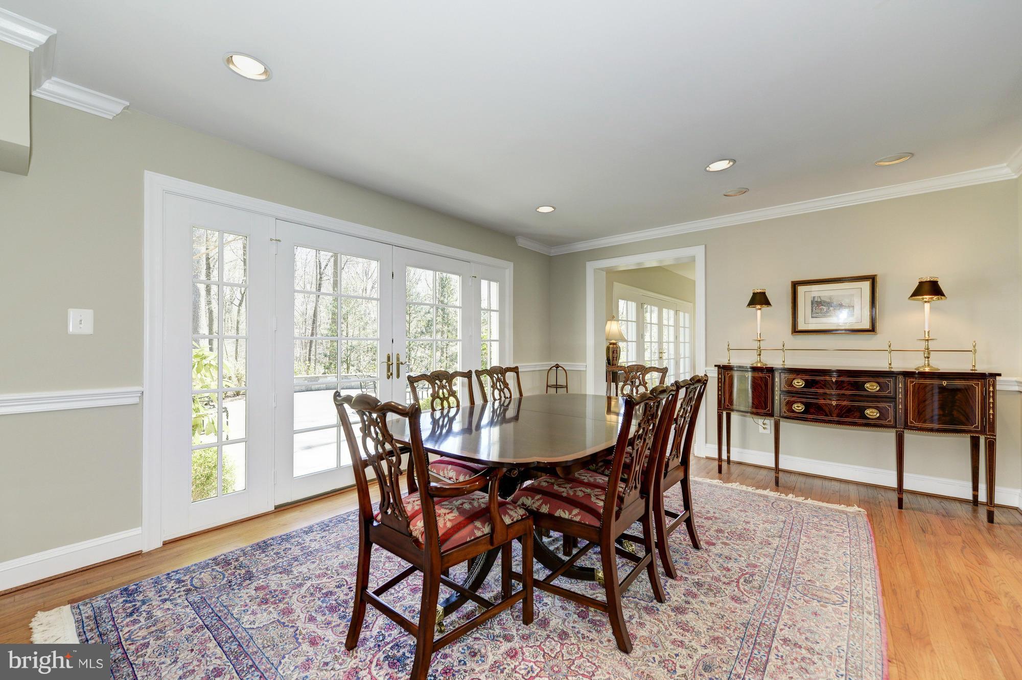 909 Georgetown Ridge Court McLean, VA 22102 - Photo 3 of 30 Dining Room