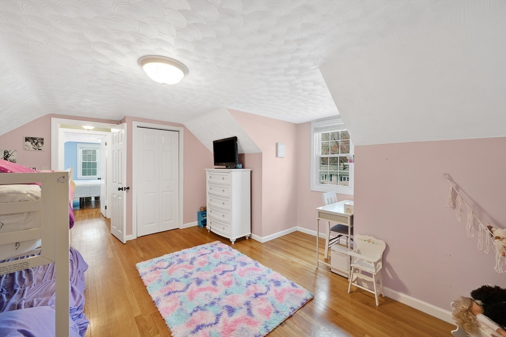 5 Brook Road Enfield, CT 06082 - Photo 21 of 39