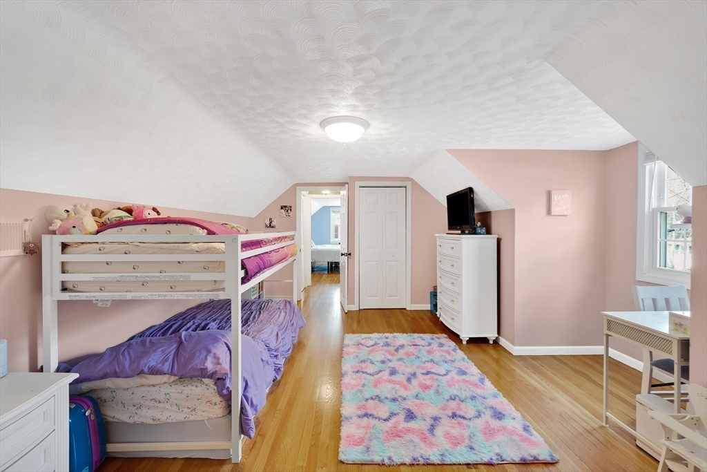 5 Brook Road Enfield, CT 06082 - Photo 22 of 39